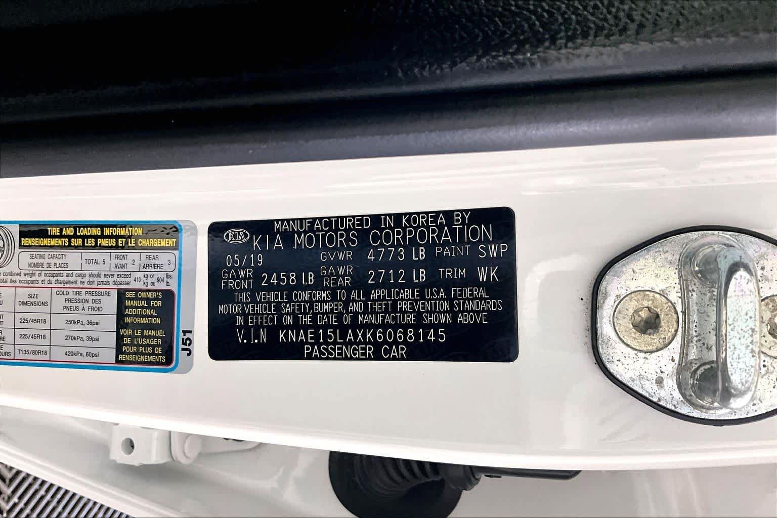 Used 2019 Kia Stinger RWD image 32