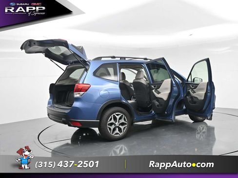 Used 2019 Subaru Forester Premium w/ All-Weather Package AWD/4WD image 31