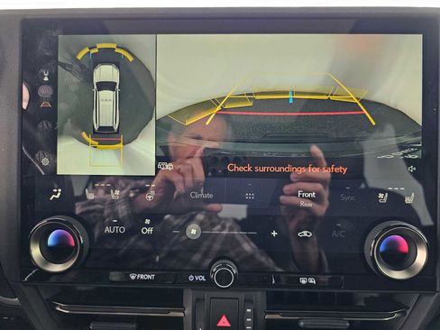 Used 2024 Lexus GX 550 image 28