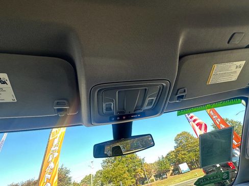 Used 2019 Chevrolet Silverado 1500 Custom Trail Boss w/ Custom Convenience Package image 30