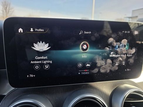 Used 2022 Mercedes-Benz GLC 300 4MATIC image 4