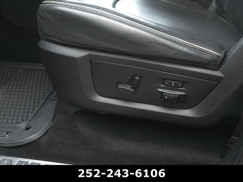 Used 2016 RAM 1500 Limited AWD/4WD image 11