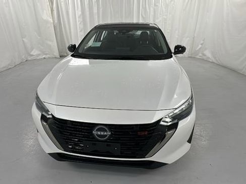 New 2025 Nissan Sentra SR w/ SR Premium Package image 8