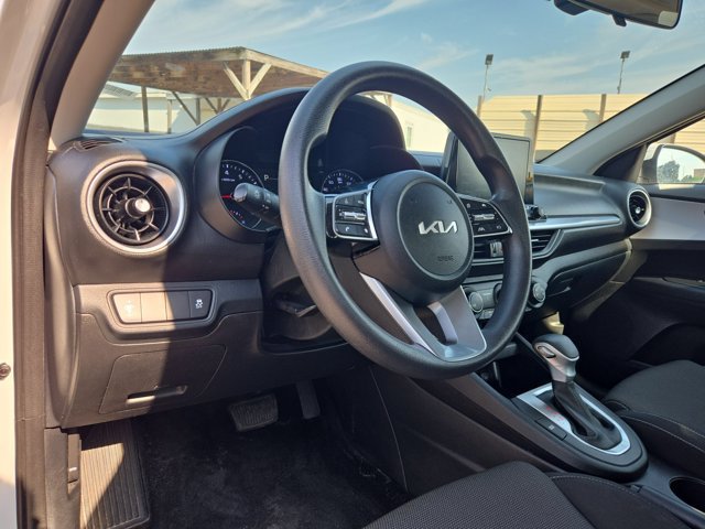 Used 2024 Kia Forte LXS FWD image 12
