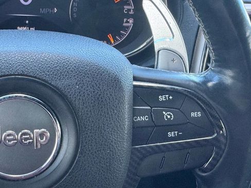 Used 2014 Jeep Grand Cherokee Overland image 21