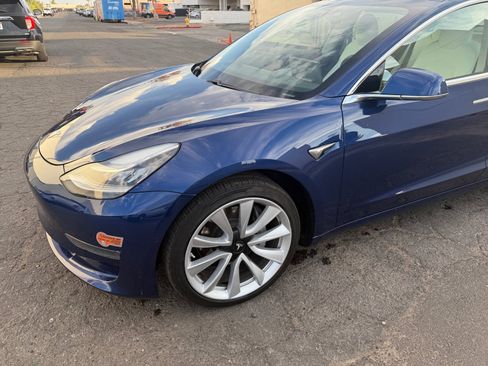 Used 2019 Tesla Model 3 Long Range AWD/4WD image 10