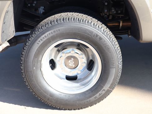 New 2026 Ford F350 King Ranch w/ FX4 Off-Road Package image 19