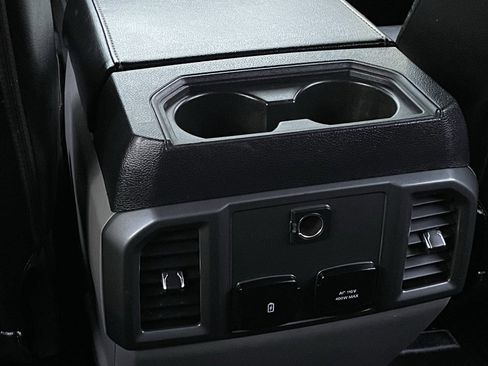 Used 2020 Ford F350 XLT w/ XLT Premium Package image 23