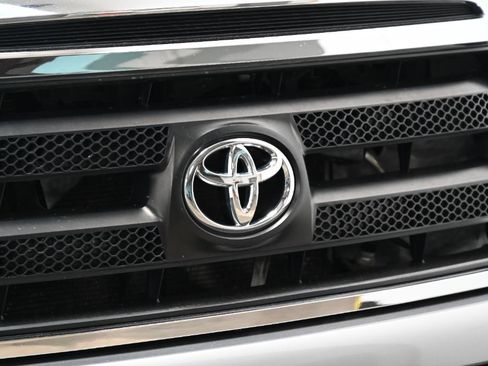 Used 2013 Toyota Tundra 2WD Double Cab w/ Tow Pkg image 9