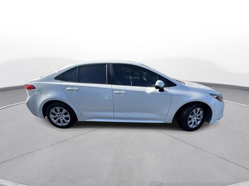 Certified 2020 Toyota Corolla LE image 4