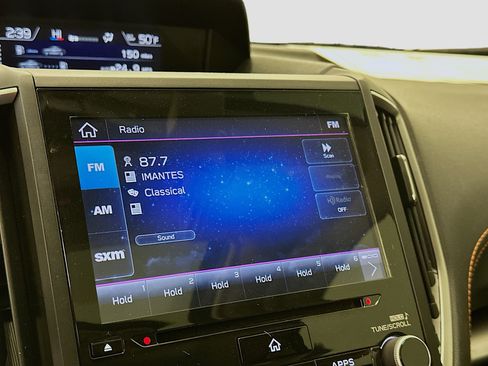 Used 2019 Subaru Crosstrek 2.0i Limited w/ Moonroof Package w/Navigation image 21