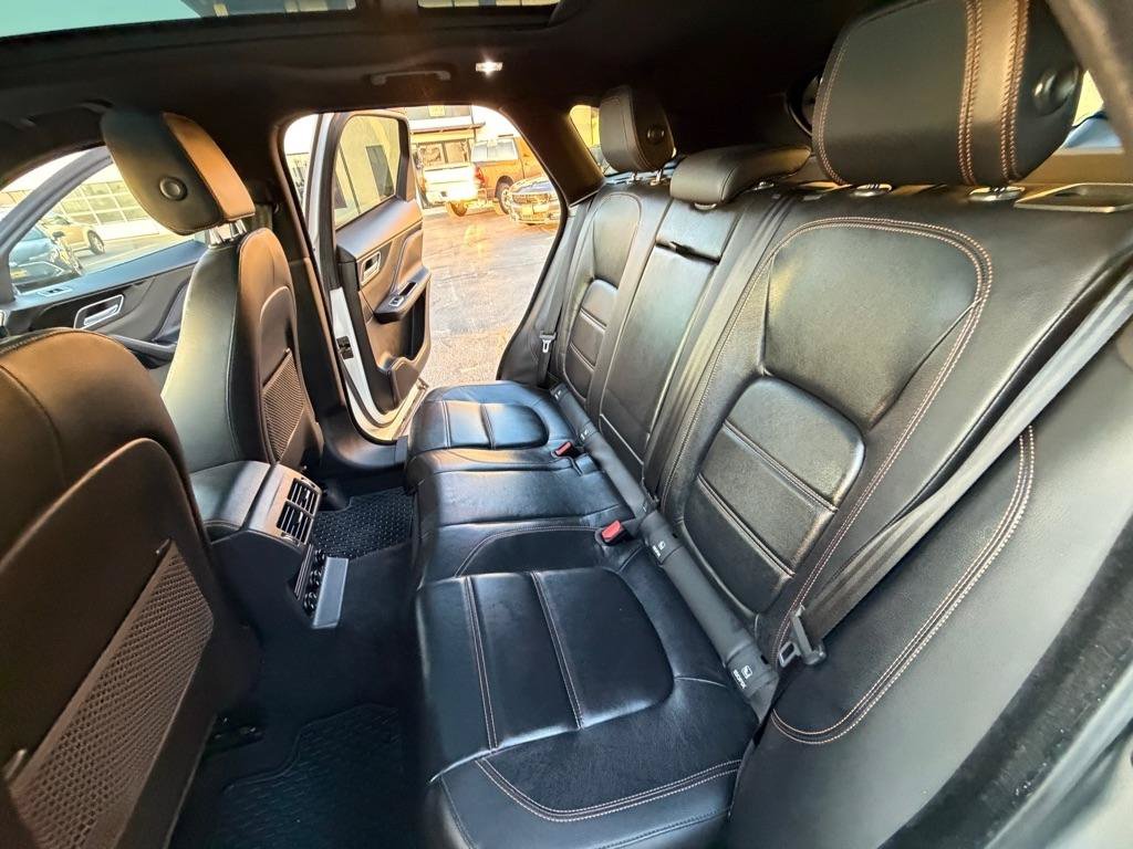 Used 2018 Jaguar F-PACE Prestige AWD/4WD image 16