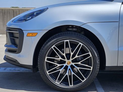 Certified 2026 Porsche Macan Turbo AWD/4WD image 13