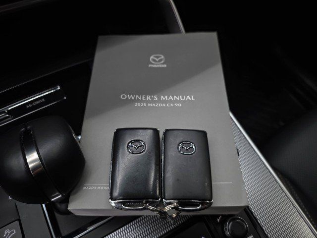 Used 2025 MAZDA CX-90 Plug-In Hybrid w/ Preferred AWD/4WD image 46
