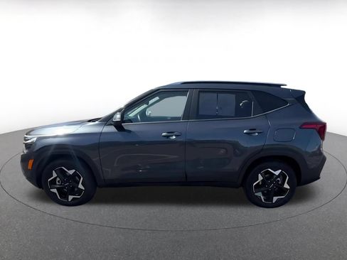 Used 2025 Kia Seltos S FWD image 9