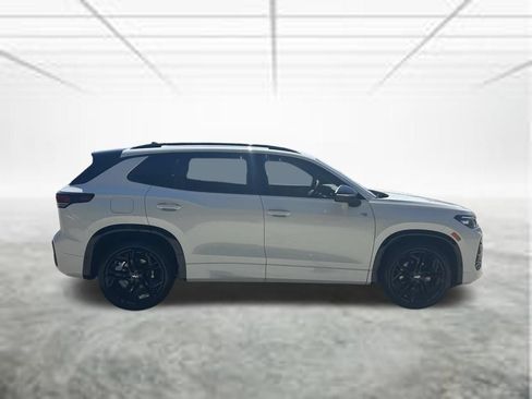 New 2026 Volkswagen Tiguan SE R-Line FWD image 6