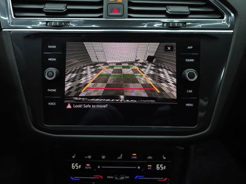 Used 2022 Volkswagen Tiguan SE R-Line AWD/4WD image 26