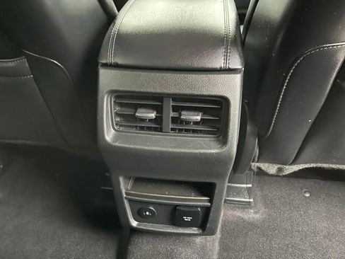 Used 2024 Ford Edge SEL w/ Convenience Package image 31