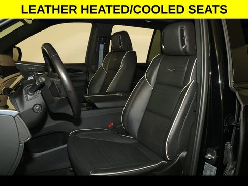 Certified 2022 Cadillac Escalade Sport w/ Touring Package AWD/4WD image 4