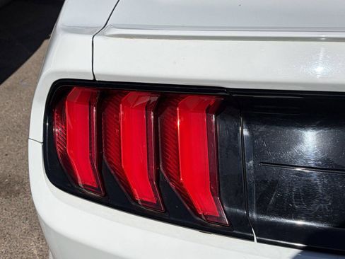 Used 2018 Ford Mustang Premium RWD image 12