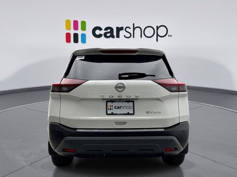 Used 2023 Nissan Rogue SV w/ SV Premium B Package image 4