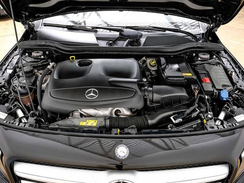 Used 2016 Mercedes-Benz GLA 250 image 39