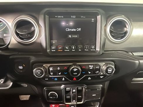 Used 2023 Jeep Wrangler Unlimited Rubicon 4xe w/ Cold Weather Group AWD/4WD image 21