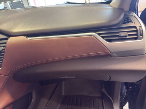 Used 2018 Chevrolet Tahoe Premier image 23