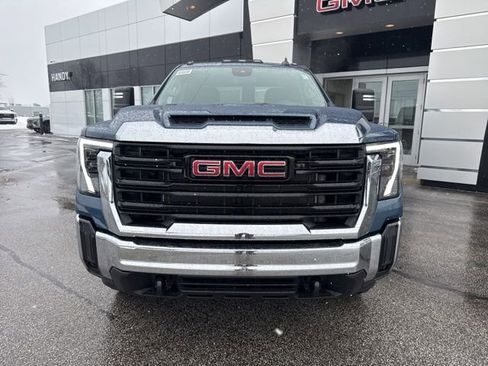 New 2026 GMC Sierra 2500 Pro w/ Convenience Package image 2