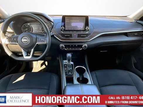 Used 2023 Nissan Altima 2.5 SV image 7