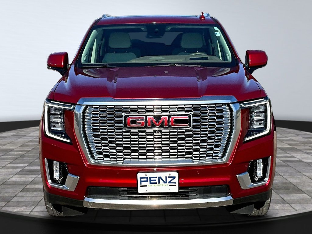 Used 2023 GMC Yukon Denali w/ Max Trailering Package AWD/4WD image 2