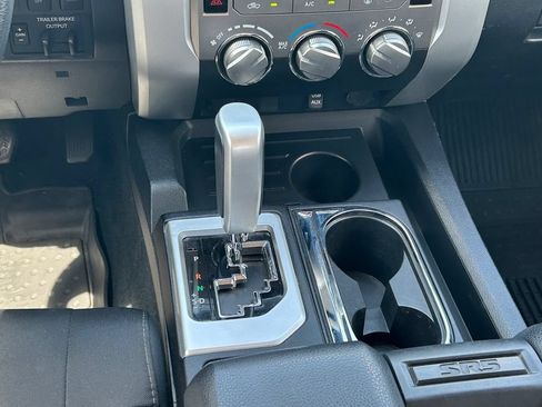 Used 2018 Toyota Tundra SR5 w/ SR5 Upgrade Package RWD image 21