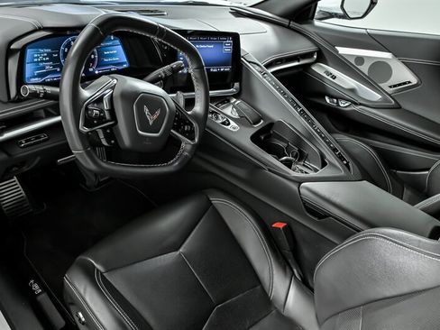 Used 2021 Chevrolet Corvette Stingray Preferred Cpe w/ Z51 Performance Package image 22