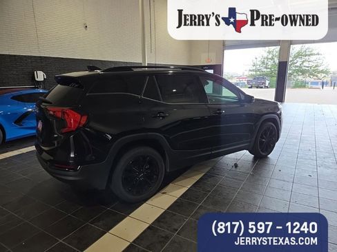 Used 2020 GMC Terrain SLT w/ Preferred Package FWD image 5
