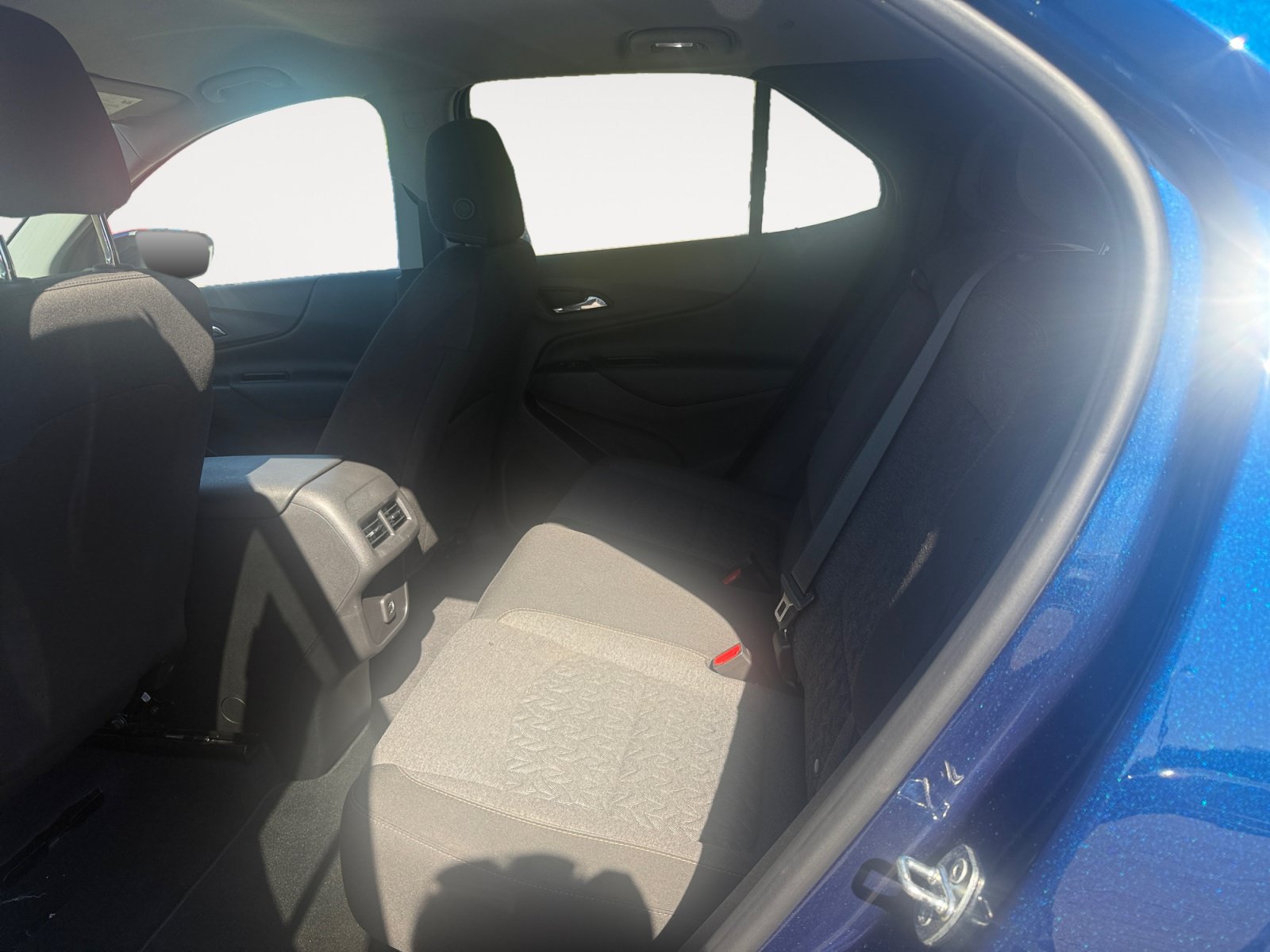 Used 2023 Chevrolet Equinox LT FWD image 13