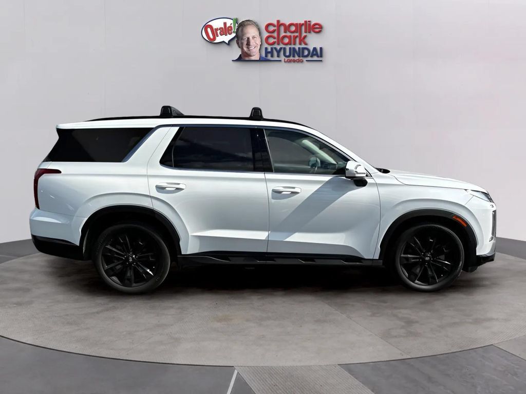 Used 2025 Hyundai Palisade XRT FWD image 6