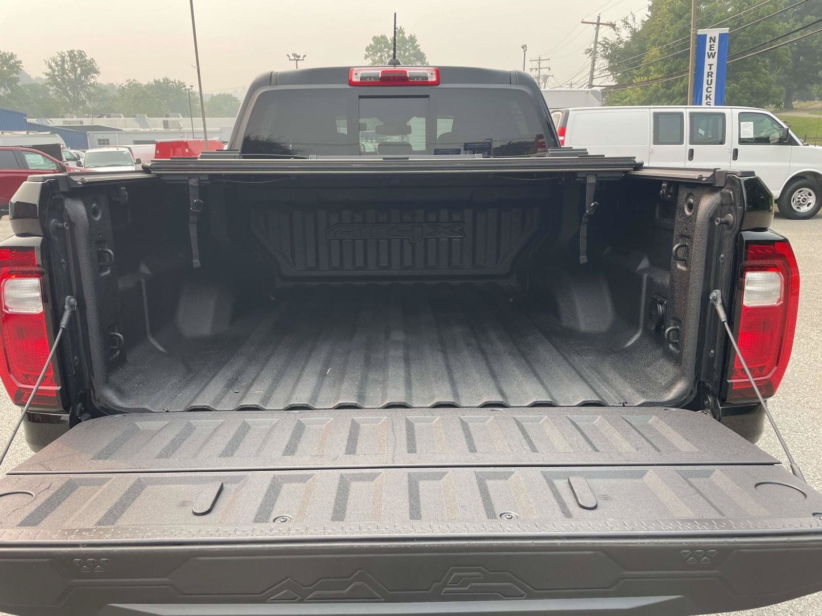 Certified 2024 GMC Canyon AT4X AWD/4WD image 18