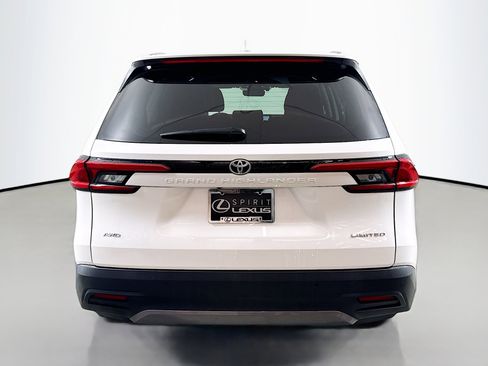 Used 2024 Toyota Grand Highlander Limited image 6