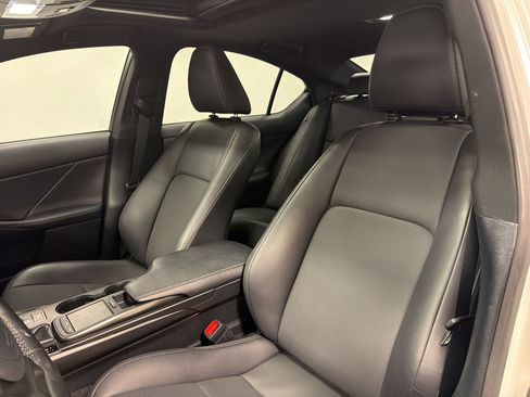 Used 2024 Lexus IS 300 w/ Premium Package RWD image 22
