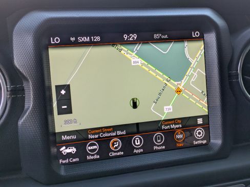 Used 2021 Jeep Wrangler Unlimited Sahara image 26