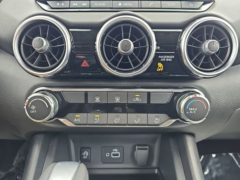 New 2025 Nissan Sentra S image 28