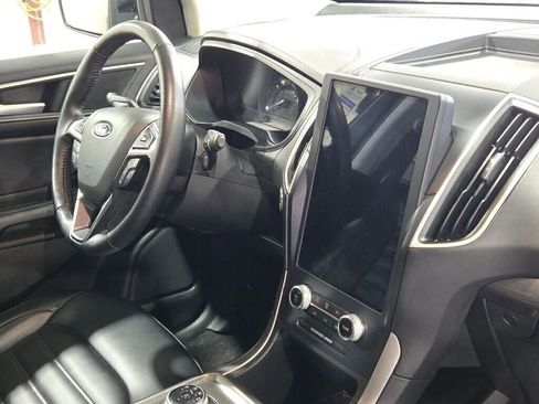 Used 2023 Ford Edge SEL image 9