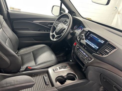 Used 2021 Honda Passport EX-L image 25