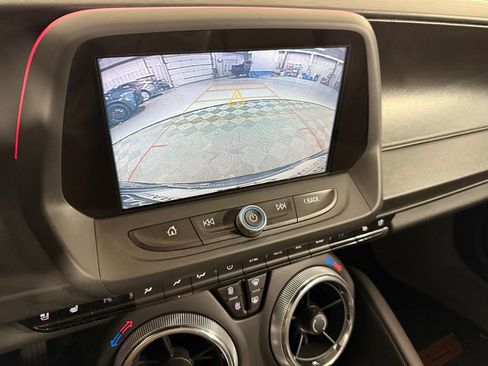Used 2018 Chevrolet Camaro SS RWD image 28
