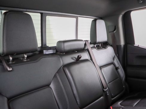 Used 2019 Chevrolet Silverado 1500 LTZ w/ LTZ Premium Package AWD/4WD image 32
