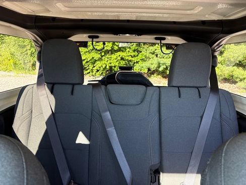 Used 2026 Jeep Wrangler Unlimited Sahara AWD/4WD image 34