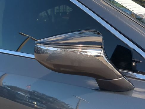 Used 2023 Lexus ES 350 w/ Premium Package image 12