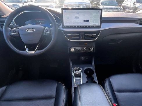 Used 2025 Ford Escape Platinum AWD/4WD image 7