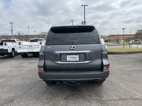 Used 2023 Lexus GX 460 Premium image 4