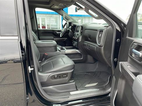 Used 2021 Chevrolet Silverado 3500 LTZ w/ LTZ Convenience Package AWD/4WD image 10